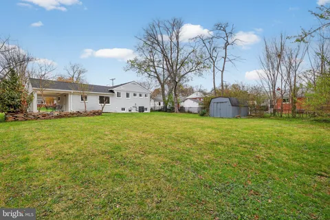 $819,900 | 3811 Egan Drive, Fairfax, VA 22030