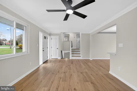 $819,900 | 3811 Egan Drive, Fairfax, VA 22030