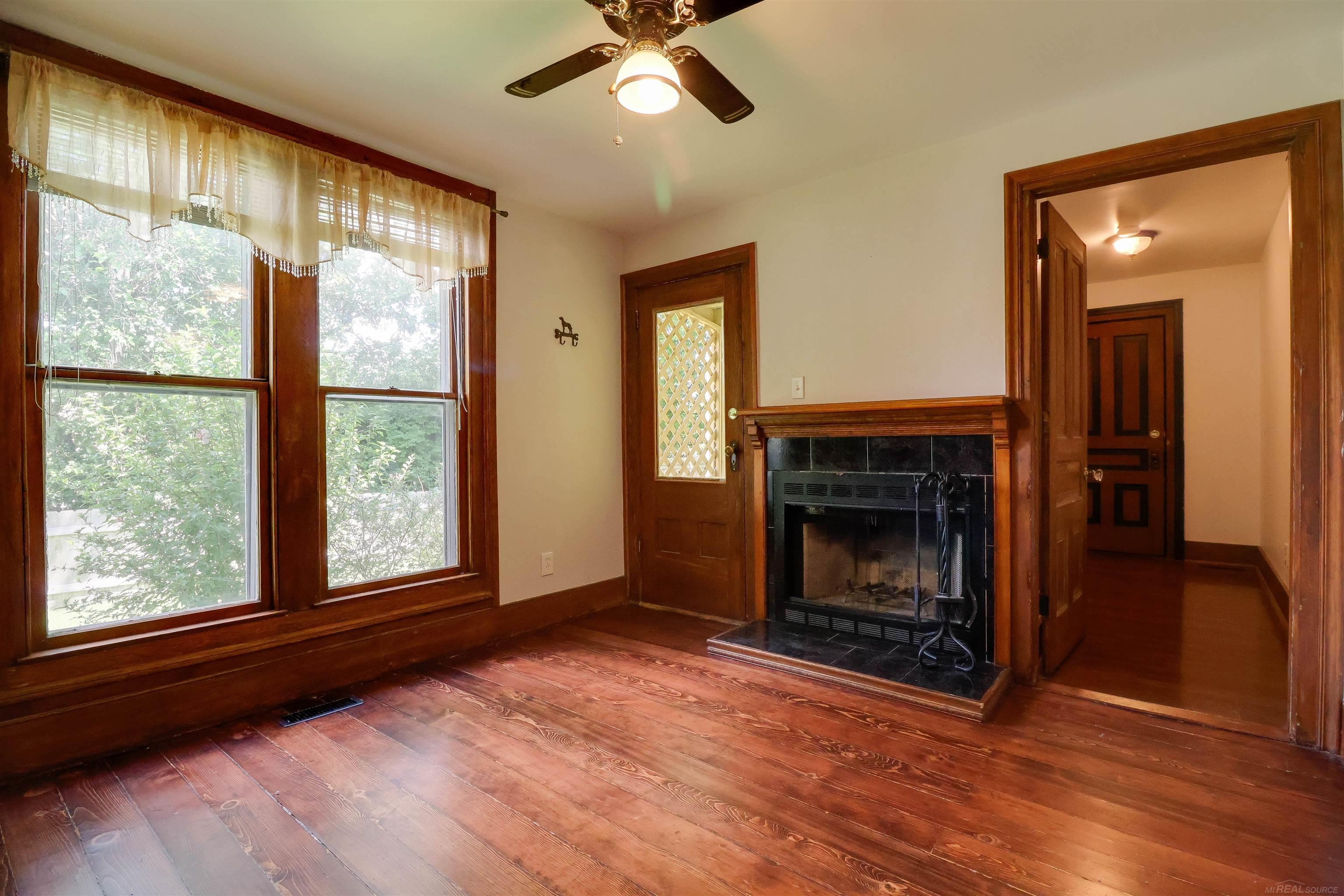 127 Benjamin Street Romeo, MI 48065 - Photo 6 of 40