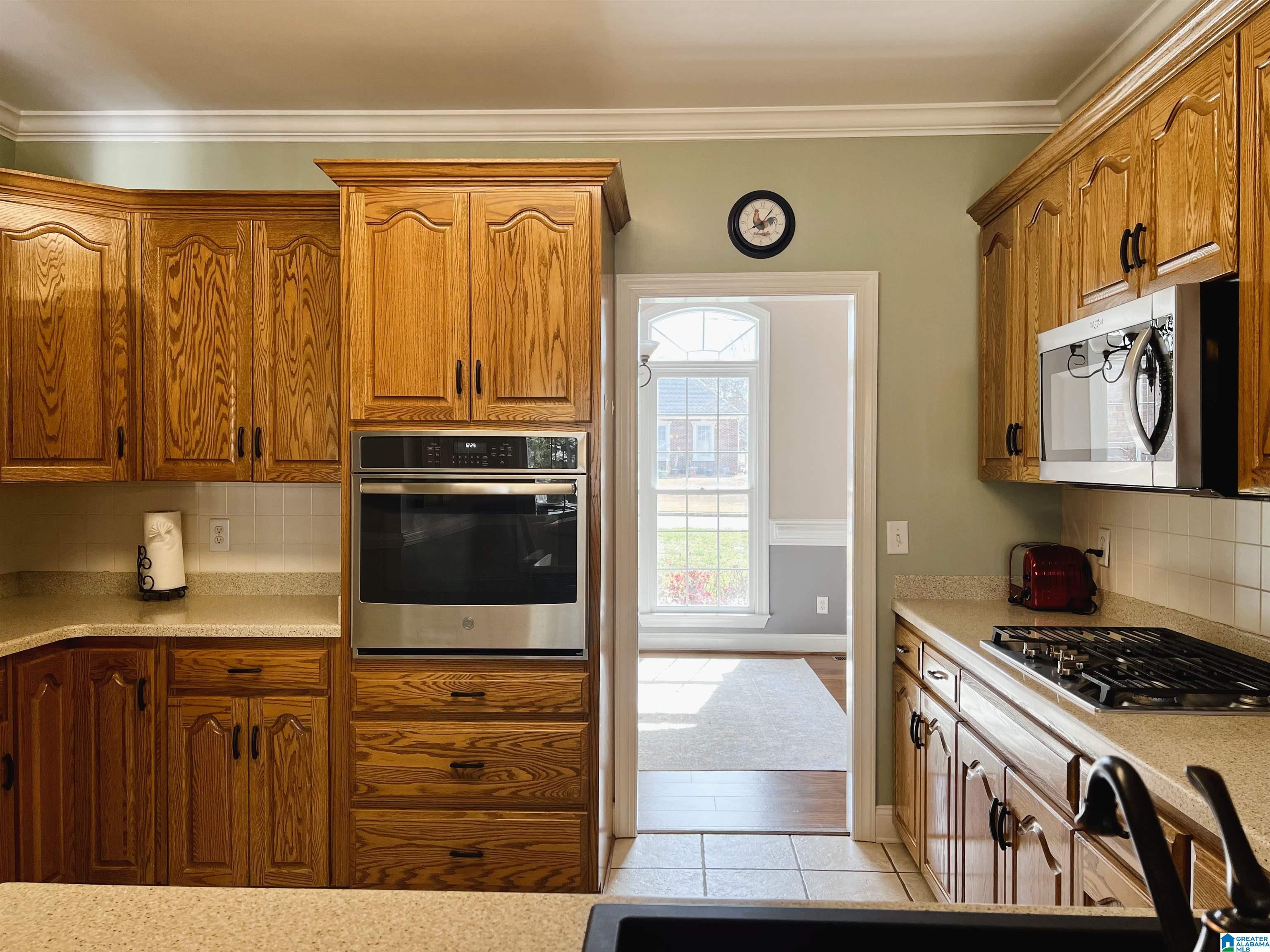 705 Hampton Drive Jacksonville, AL 36265 - Photo 16 of 41