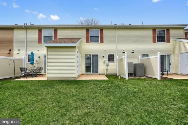$177,900 | 93 Lexton Drive, Unit 93, York, PA 17404