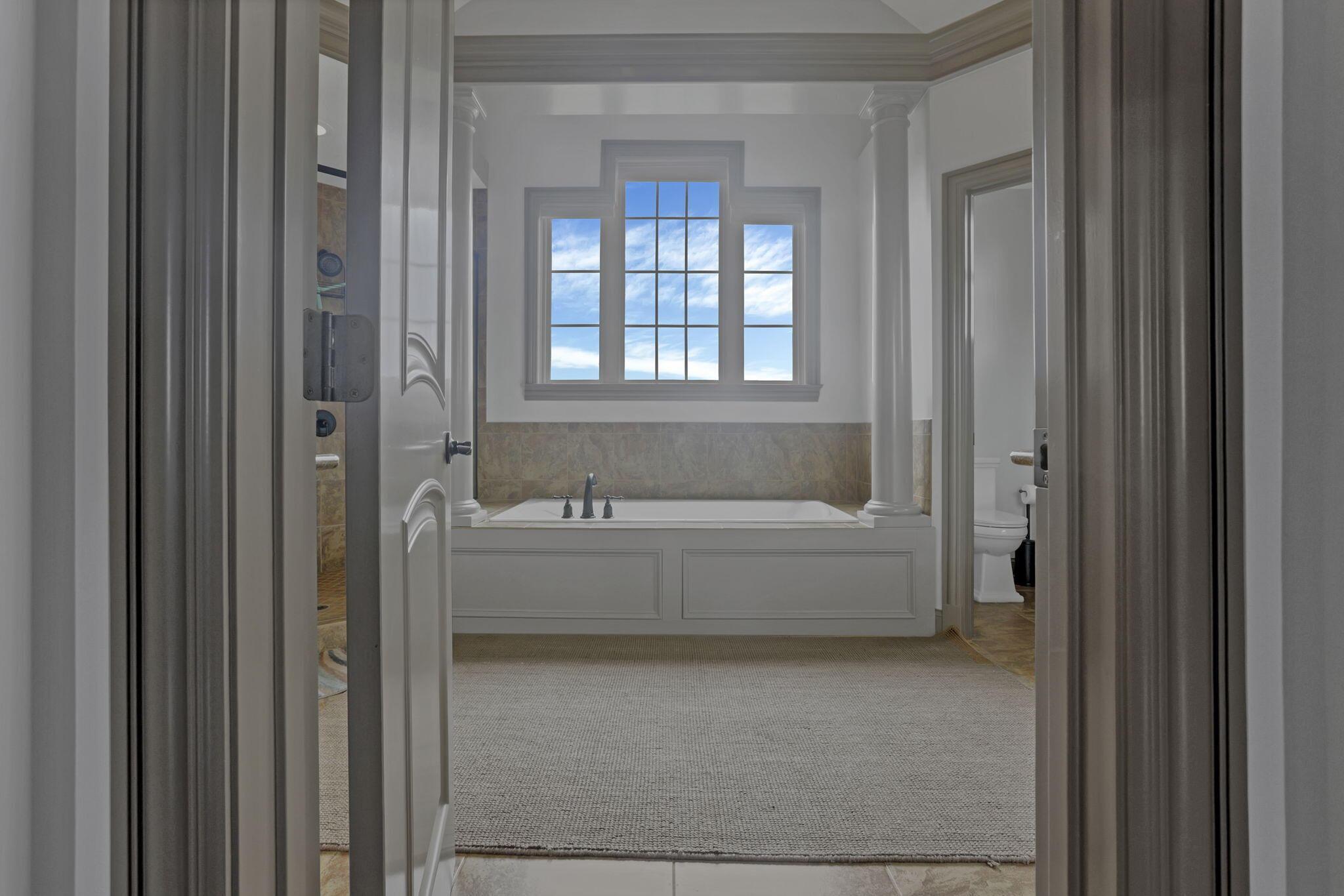 568 Cedar Hill Road Northwest Amanda, OH 43102 - Photo 36 of 102 Primary Bath