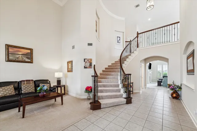 a view of entryway and hall