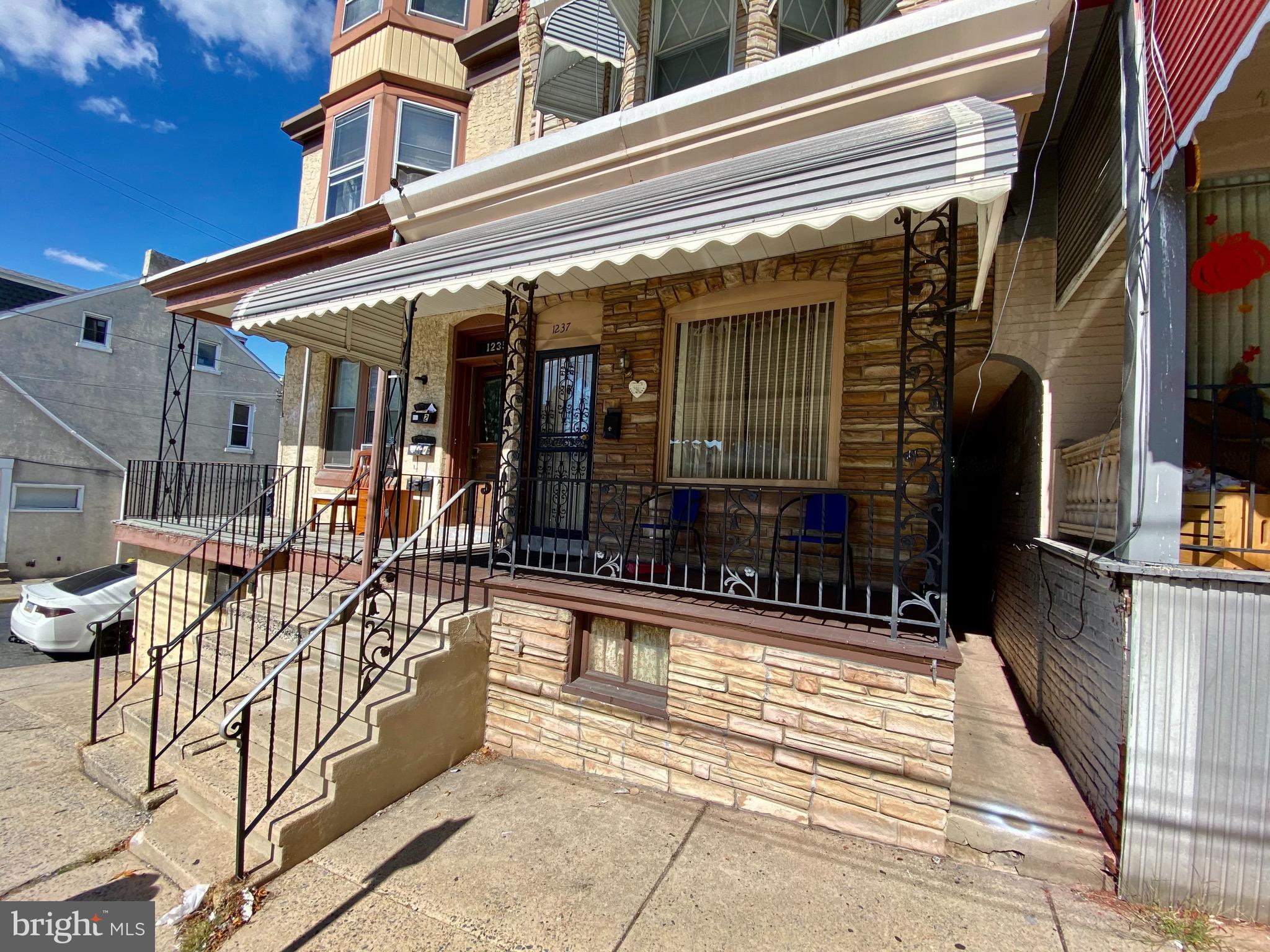 1237 Spring Street Reading, PA 19604 - Photo 1 of 33 Gallery Image 1
