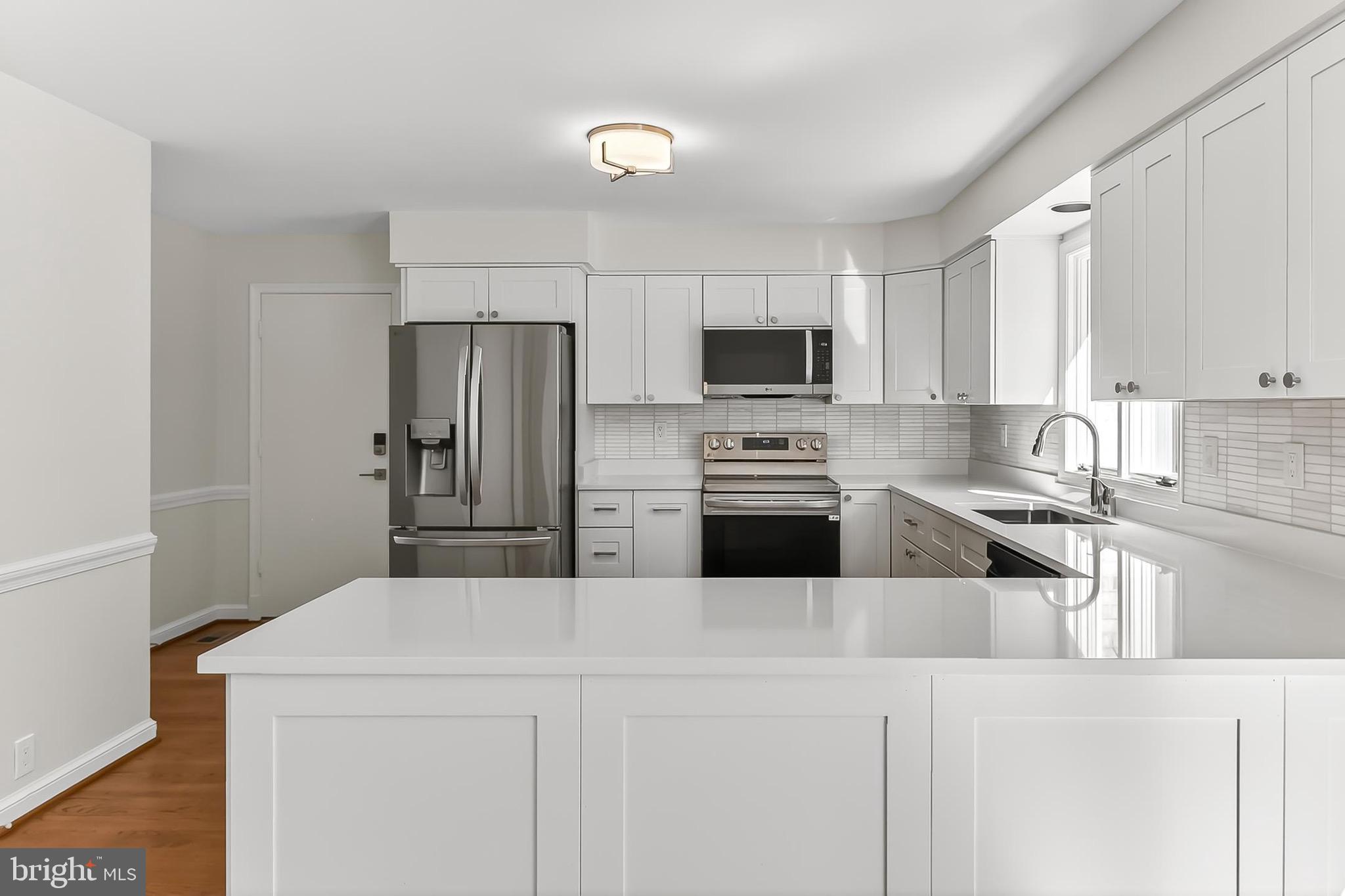 6294 Dunaway Court McLean, VA 22101 - Photo 17 of 76