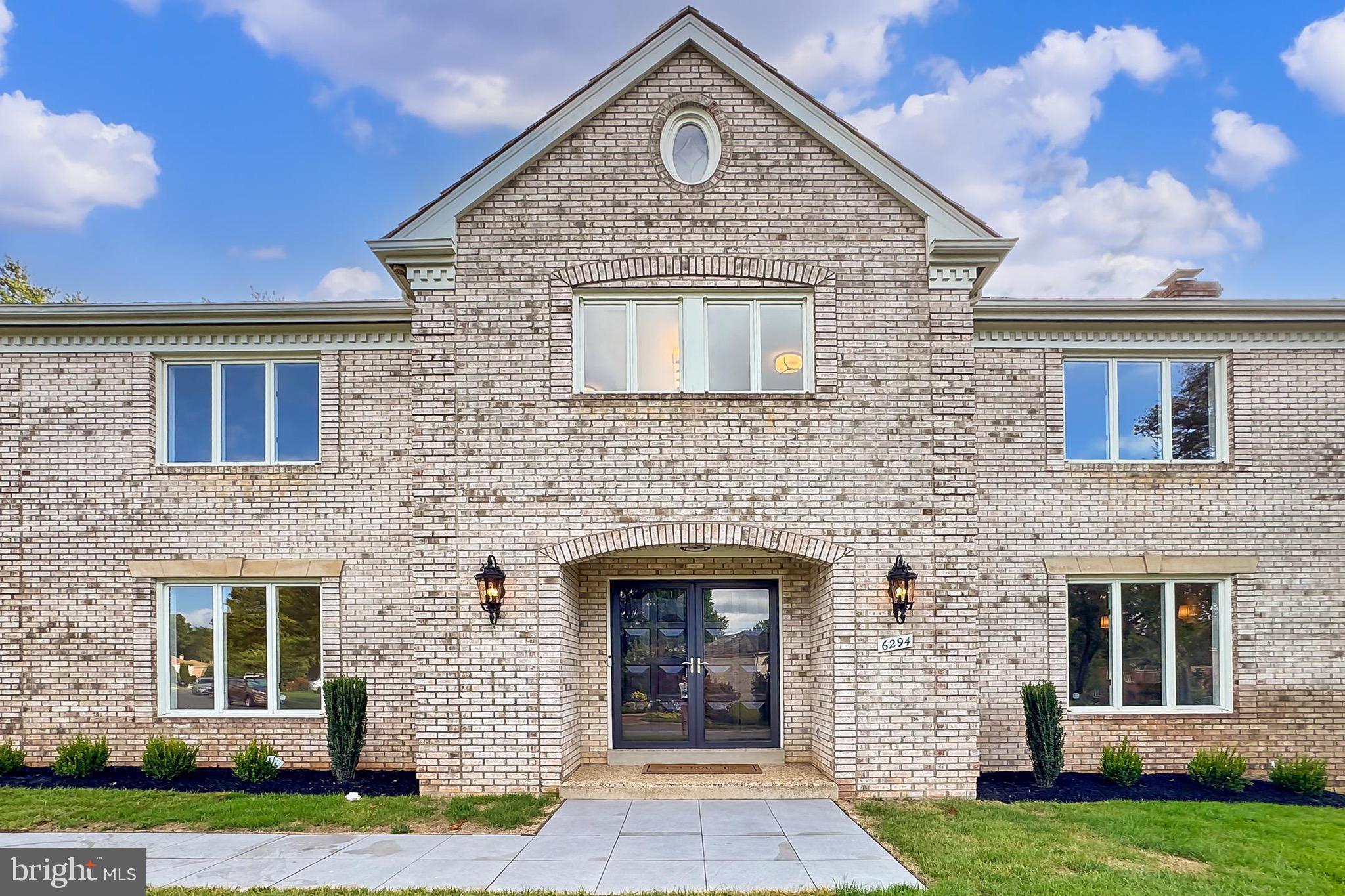 6294 Dunaway Court McLean, VA 22101 - Photo 2 of 76