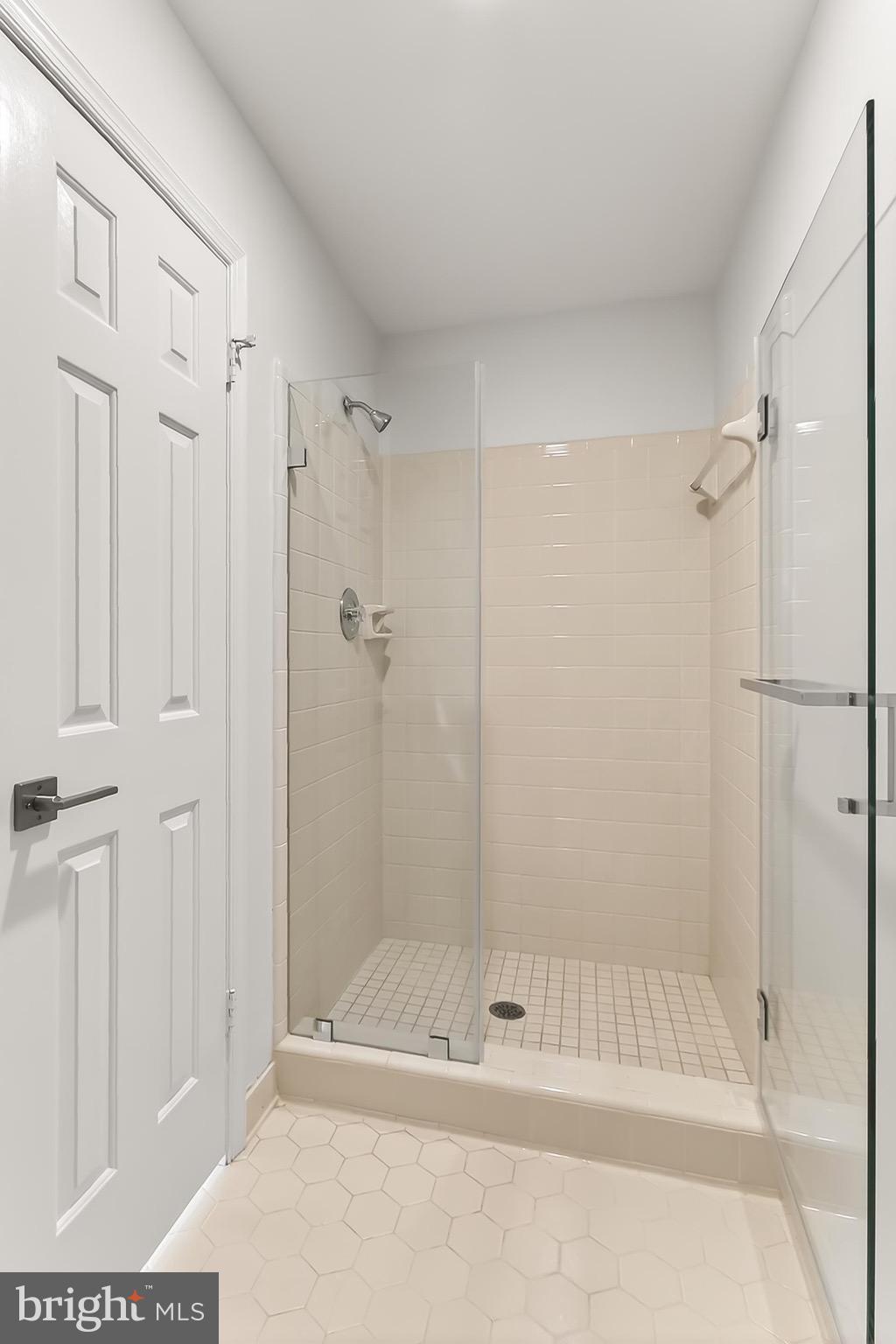 6294 Dunaway Court McLean, VA 22101 - Photo 36 of 76