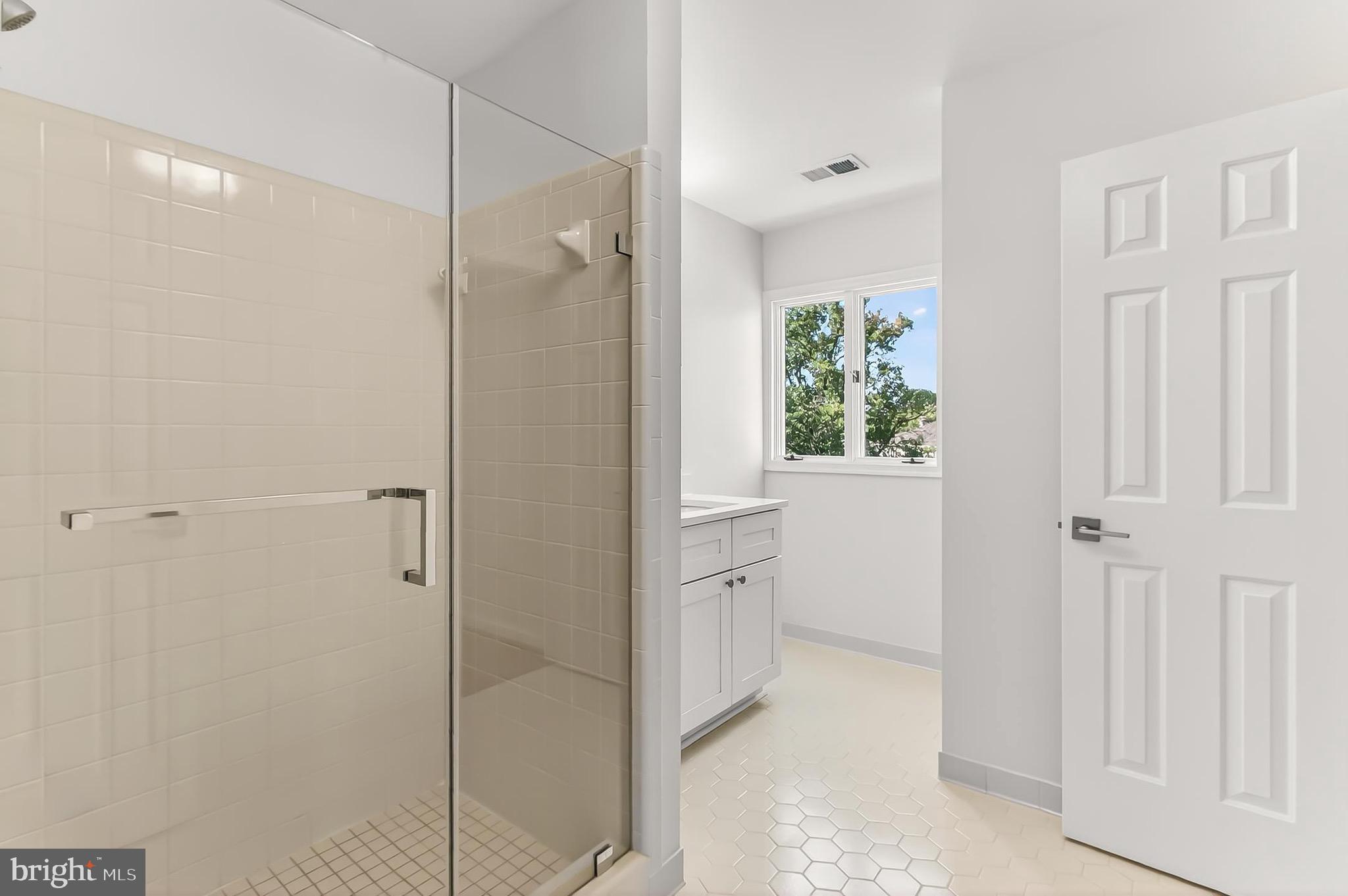 6294 Dunaway Court McLean, VA 22101 - Photo 48 of 76