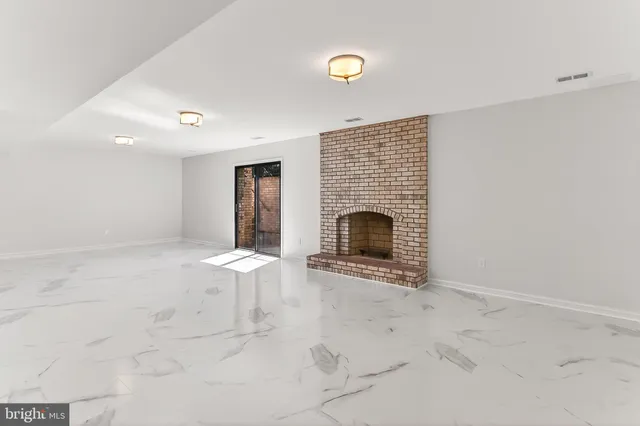 $10,000 | 6294 Dunaway Court, McLean, VA 22101