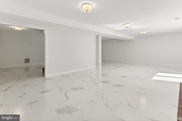 $10,000 | 6294 Dunaway Court, McLean, VA 22101