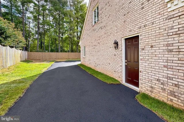 $10,000 | 6294 Dunaway Court, McLean, VA 22101