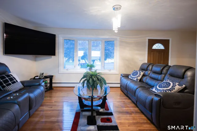 $536,880 | 138 Infield Street, Bridgeport, CT 06606