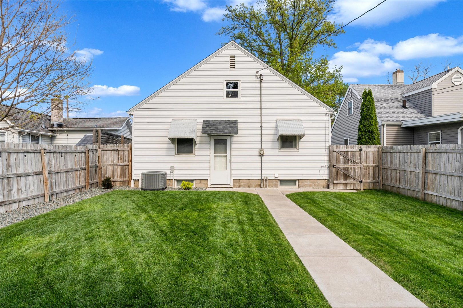 2365 30th Street Moline, IL 61265 - Photo 7 of 46