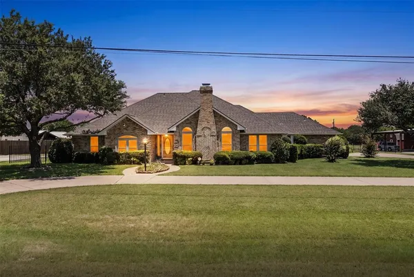 $489,000 | 519 Hiwasee Road, Waxahachie, TX 75165