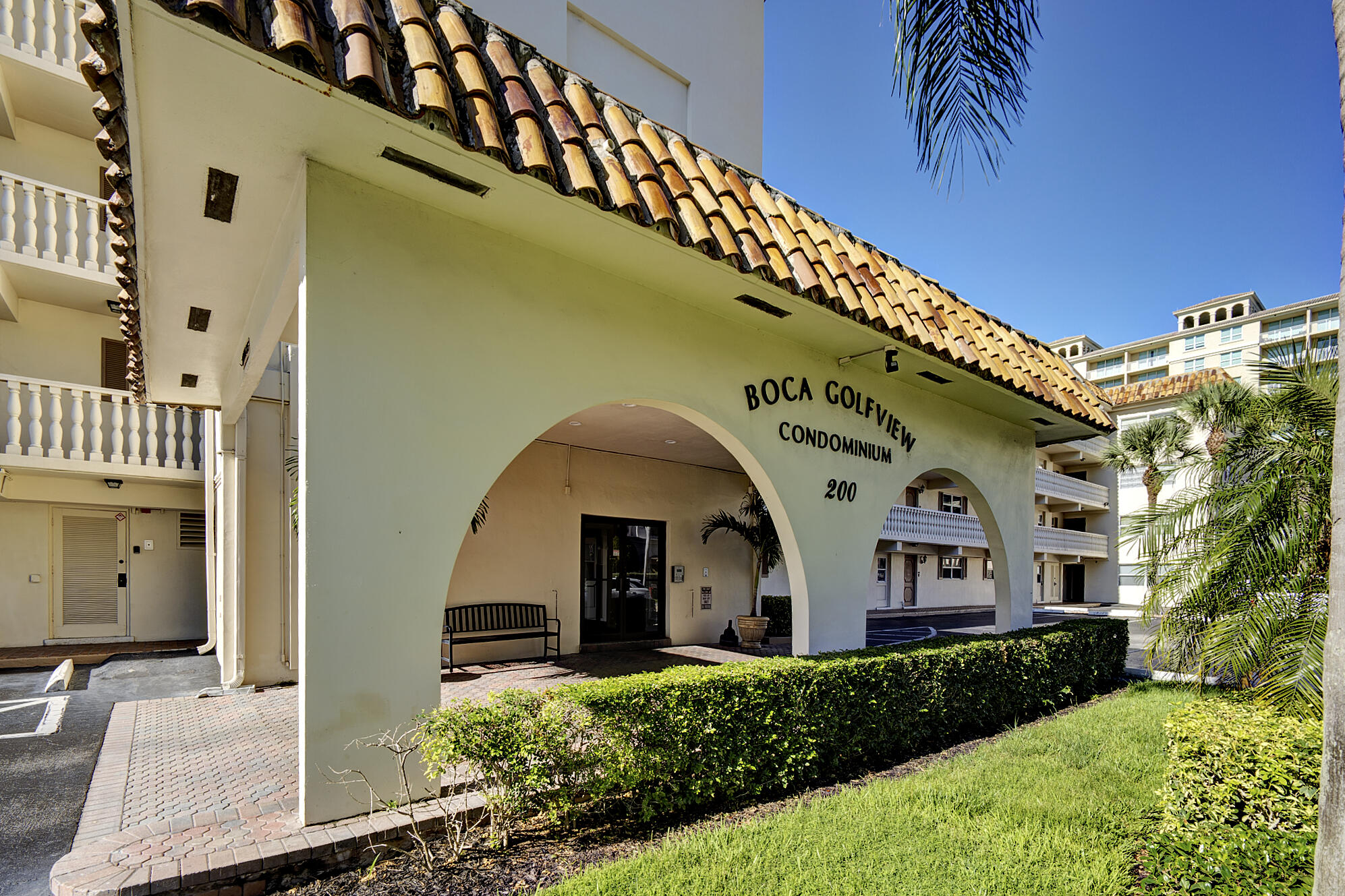 200 East Royal Palm Road, Unit 2110 Boca Raton, FL 33432 - Photo 35 of 36 Exterior Front