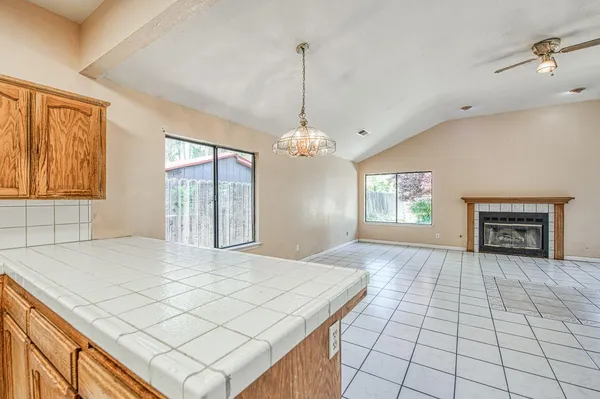$470,000 | 2091 Escalon Avenue, Clovis, CA 93611