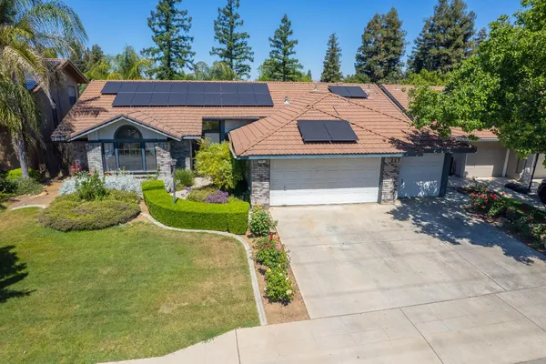 $470,000 | 2091 Escalon Avenue, Clovis, CA 93611