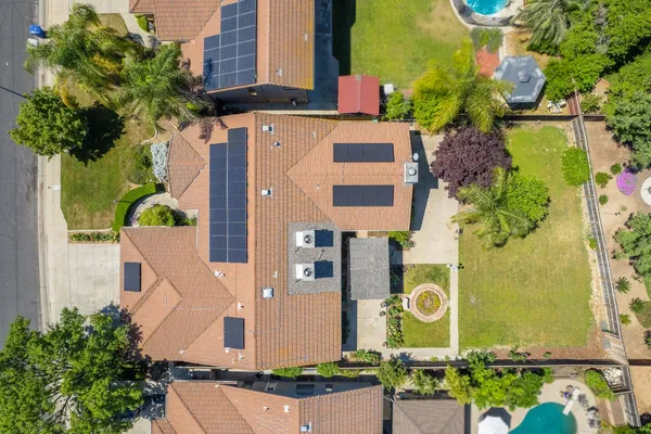 $470,000 | 2091 Escalon Avenue, Clovis, CA 93611