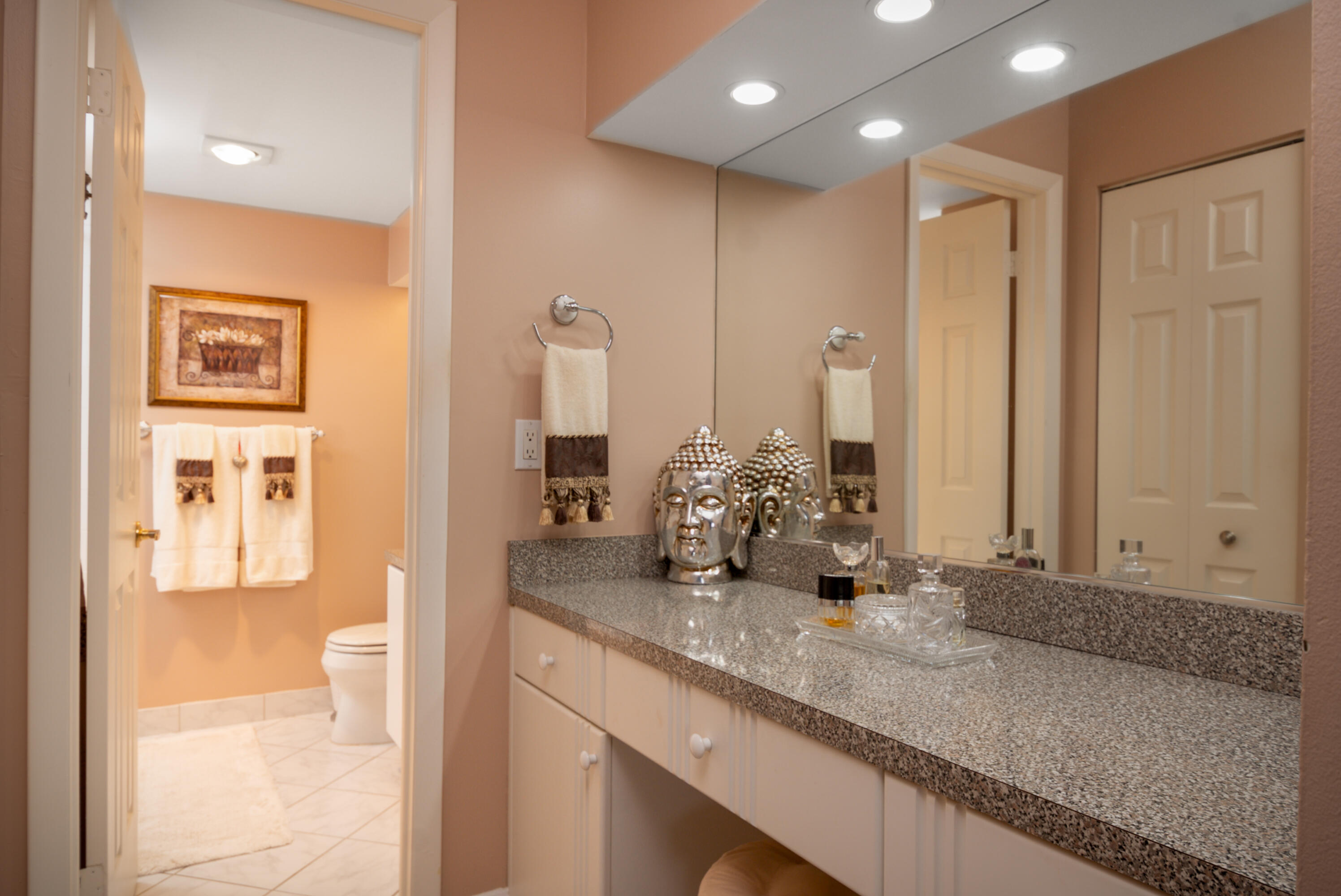 6461 Northwest 2nd Avenue, Unit 507 Boca Raton, FL 33487 - Photo 16 of 25 Master Bath