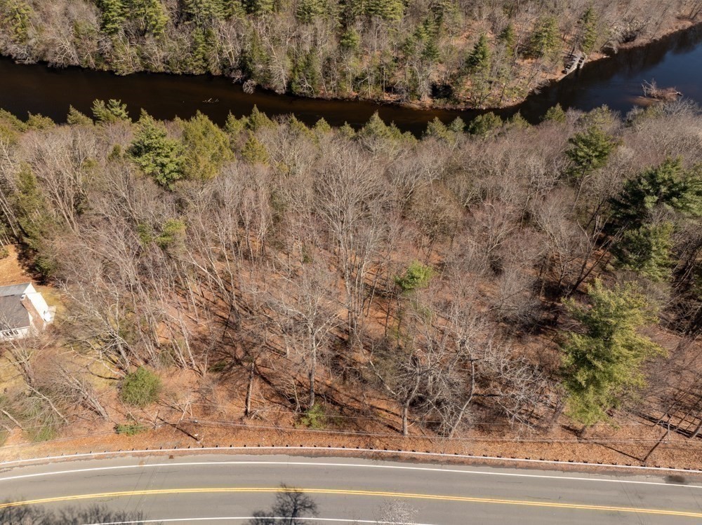 406 Springfield Street Palmer, MA 01069 - Photo 4 of 9