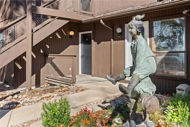 $185,000 | 278 Lone Oak Point, Unit 18, Sunrise Beach, MO 65079
