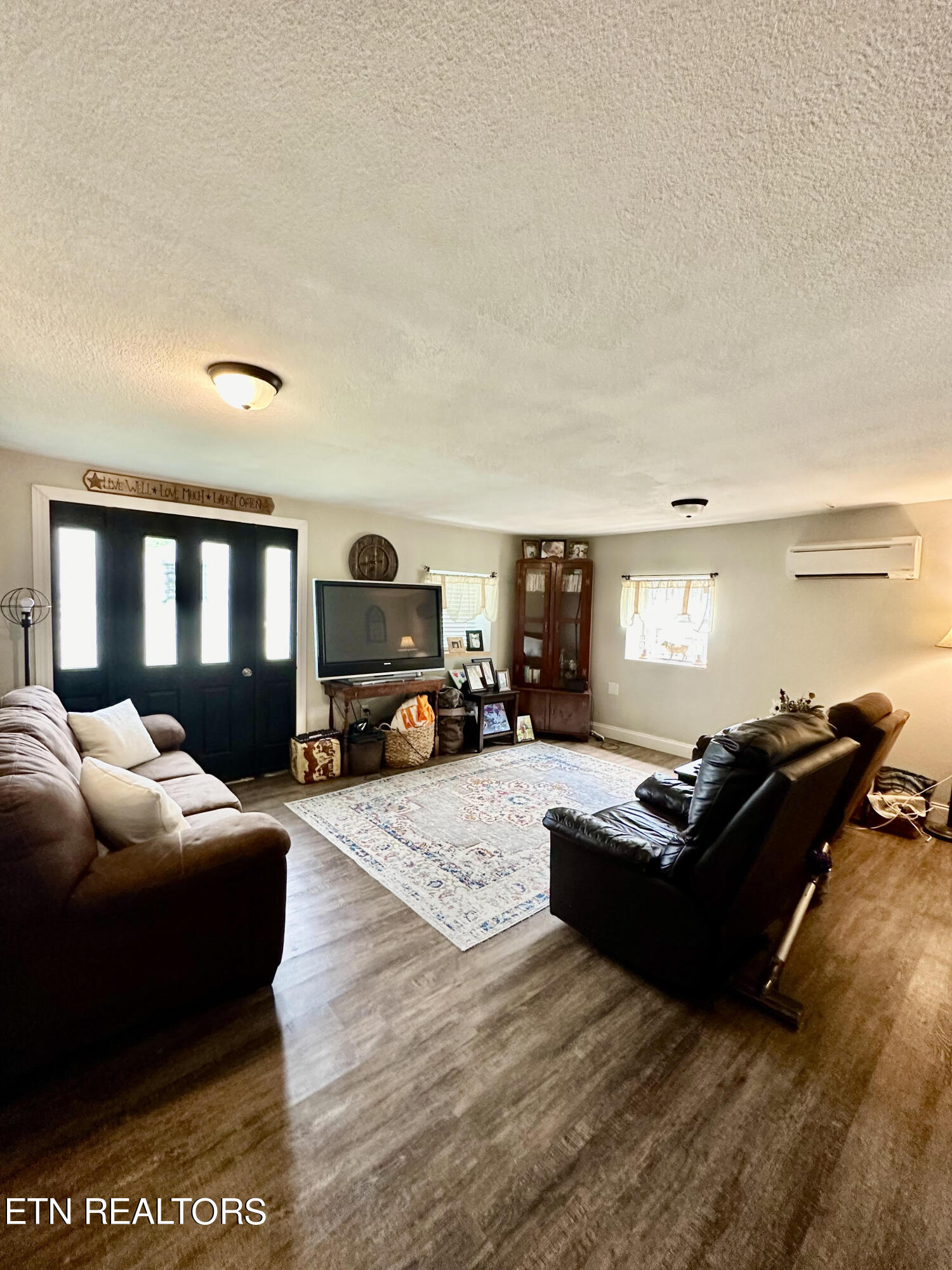 134 Oak Road Norris, TN 37828 - Photo 5 of 11 unnamed (7)