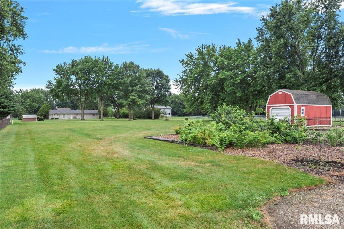 5570 Windmill Lane Springfield, IL 62707 - Photo 37 of 40