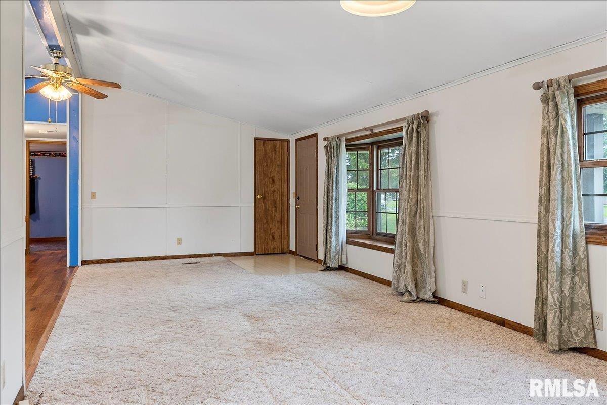 5570 Windmill Lane Springfield, IL 62707 - Photo 7 of 40