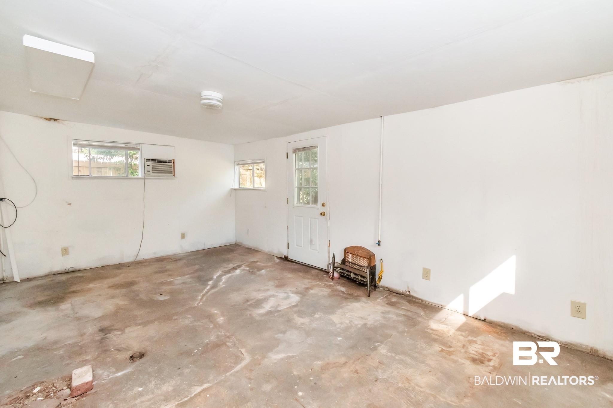 159 Bit And Spur Terrace Mobile, AL 36608 - Photo 32 of 38