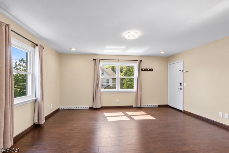 58 Jardine Road, Unit 2 Morristown, NJ 07960 - Photo 3 of 27 Gallery Image 3