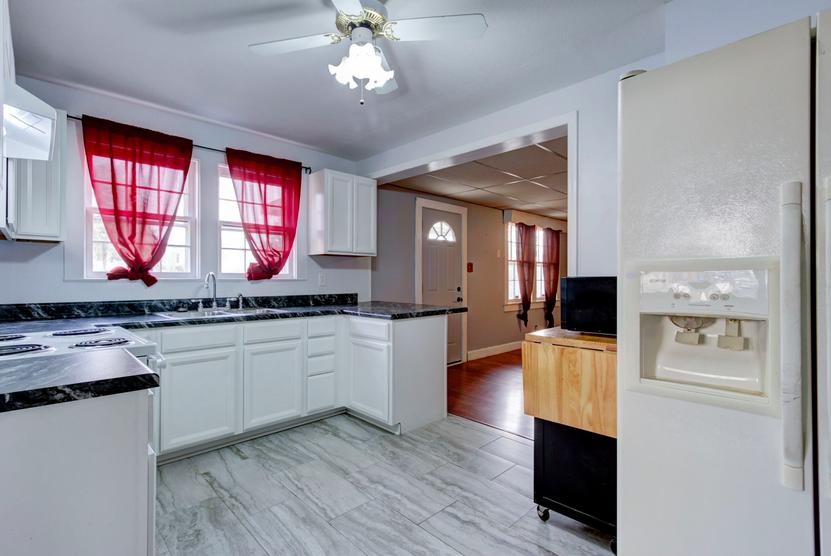 1713 Spring Hill Road Knoxville, TN 37914 - Photo 3 of 20 Gallery Image 3