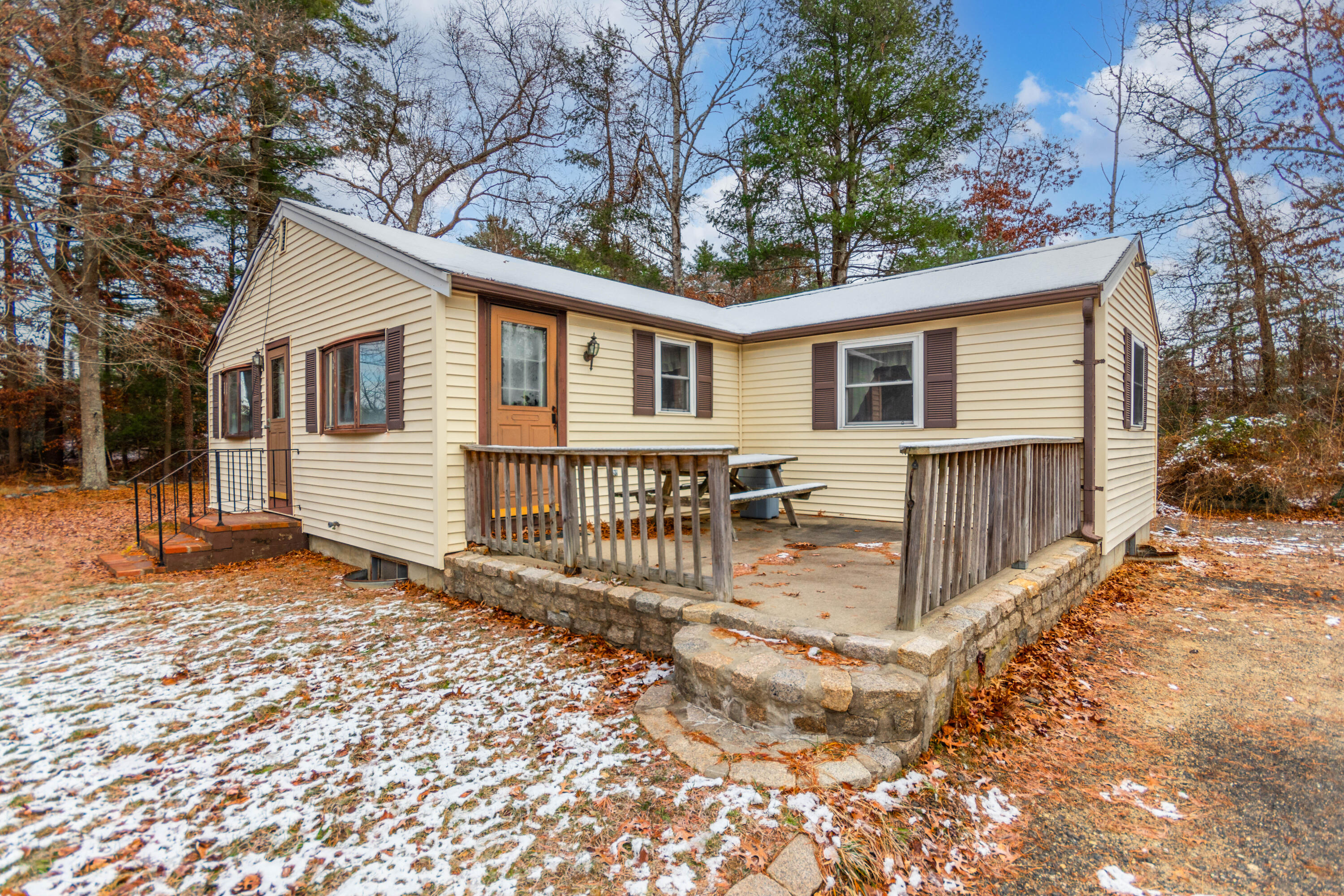 910 County Road West Wareham, MA 02576 - Photo 1 of 15 2 bedroom/1 bath Ranch