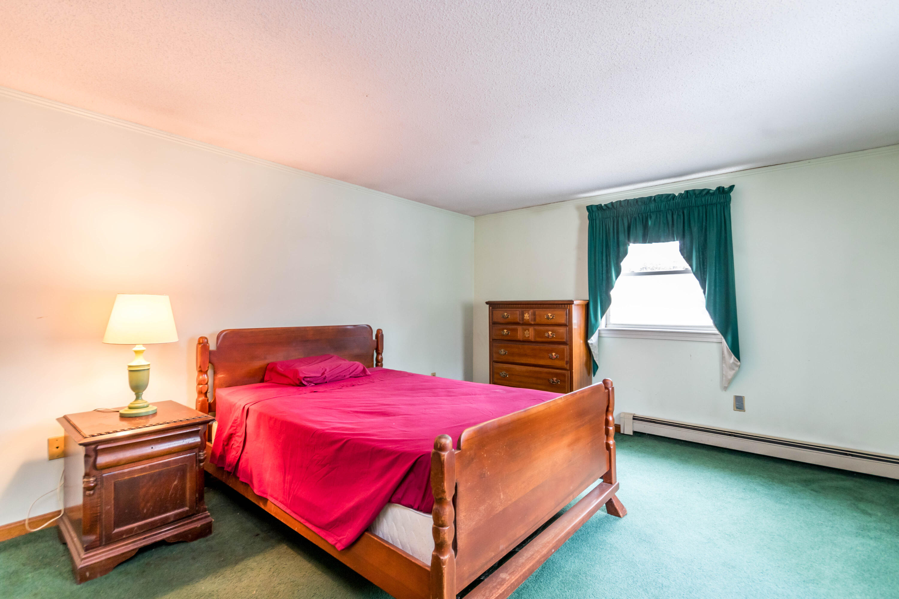 910 County Road West Wareham, MA 02576 - Photo 8 of 15 Main bedroom