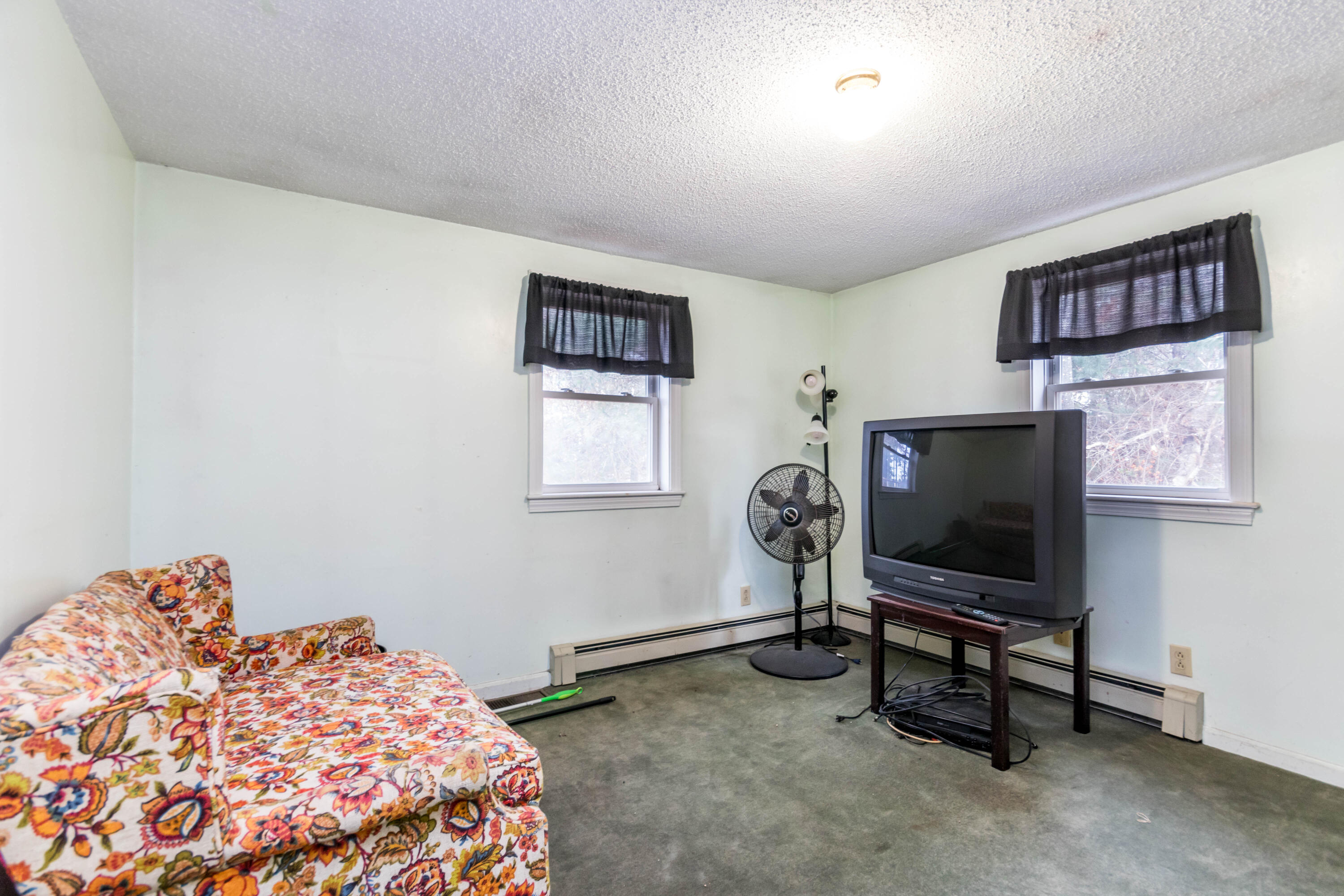910 County Road West Wareham, MA 02576 - Photo 10 of 15 Bedroom 2