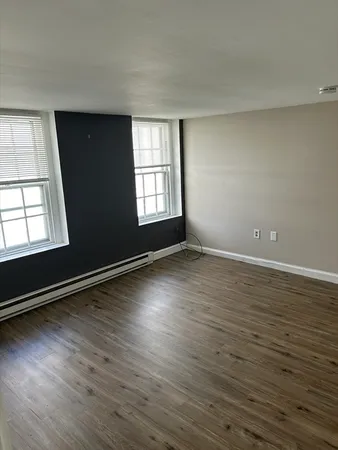 $1,575 | 347 Main Street, Unit 3, Douglas, MA 01516