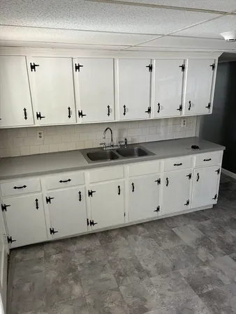 $1,575 | 347 Main Street, Unit 3, Douglas, MA 01516