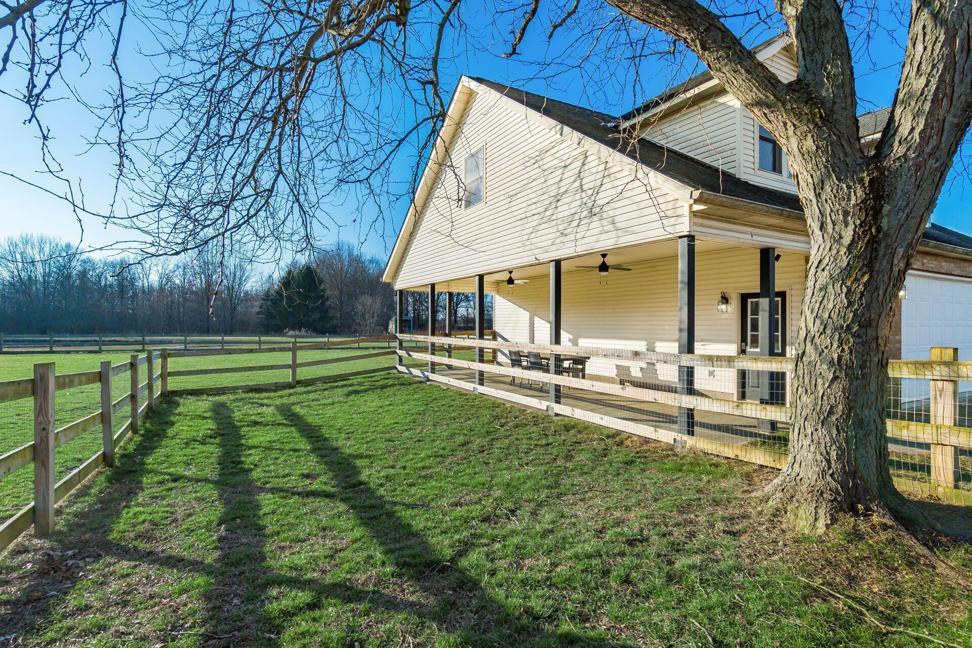9499 Carroll Northern Road Pickerington, OH 43147 - Photo 50 of 66 Covered Patio