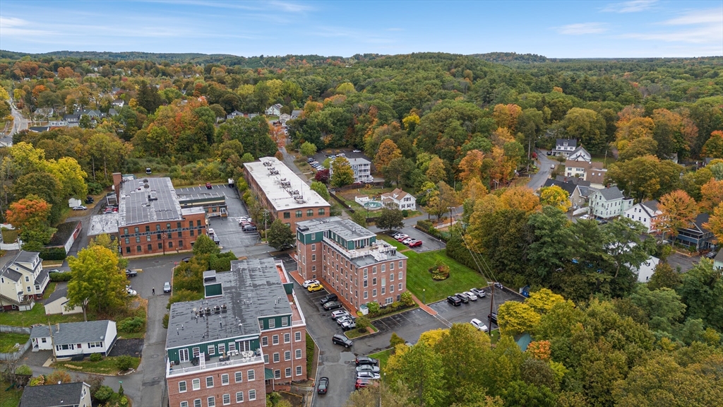 25 Cedar Street, Unit 4 Amesbury, MA 01913 - Photo 34 of 39