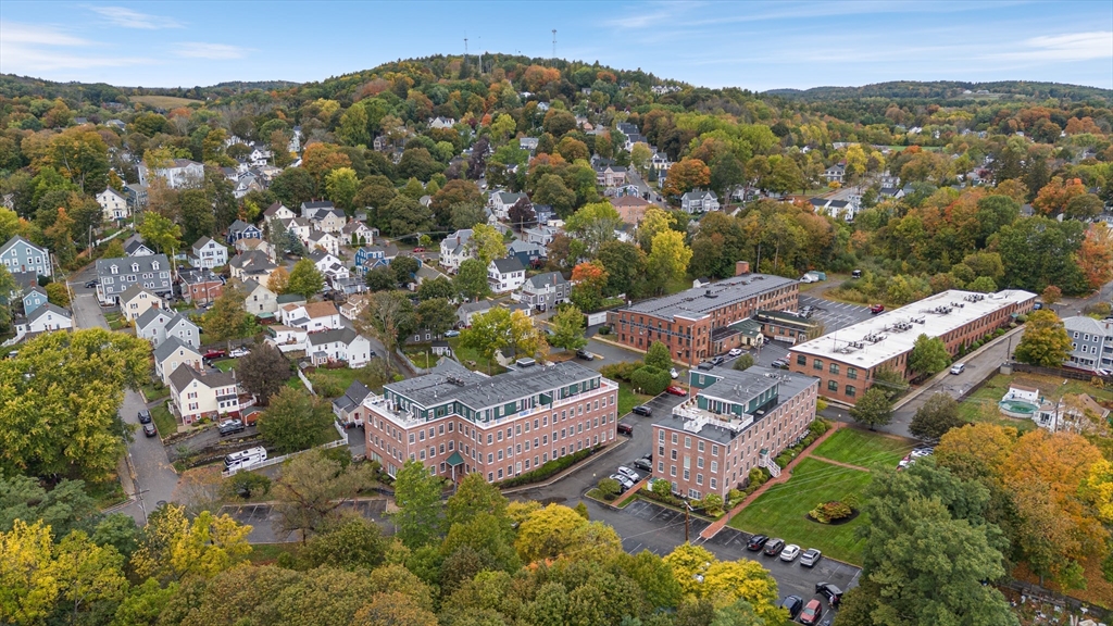 25 Cedar Street, Unit 4 Amesbury, MA 01913 - Photo 35 of 39