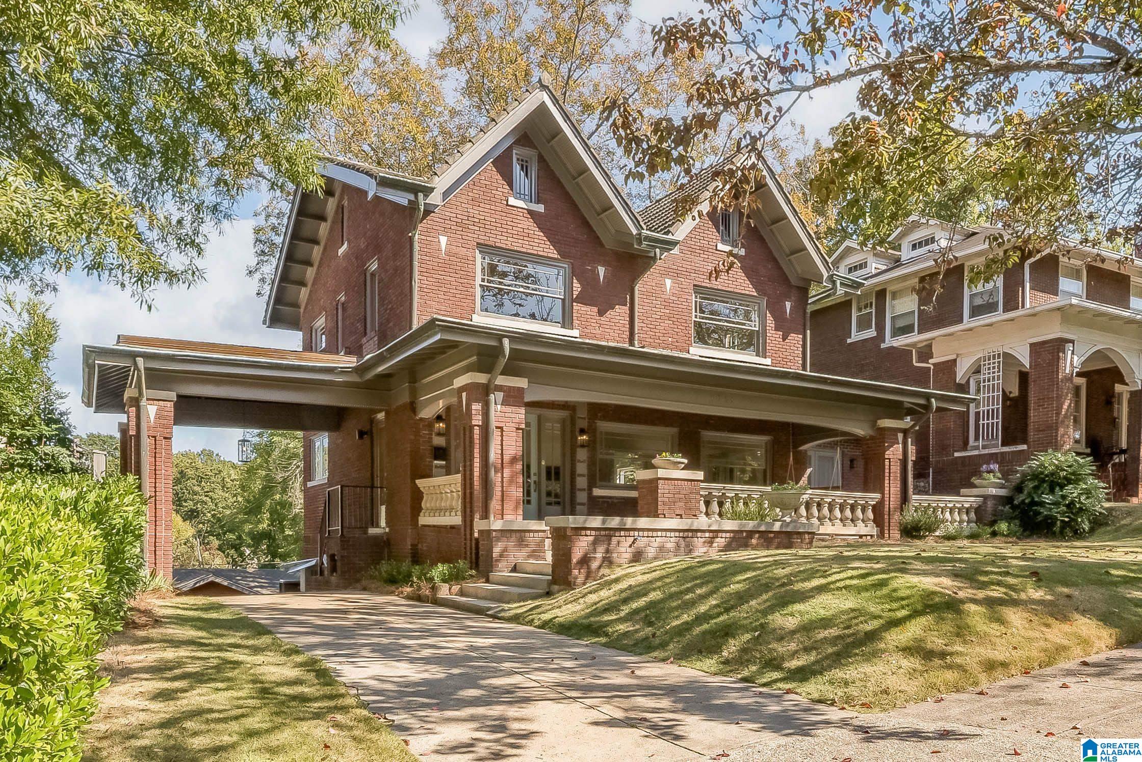 1011 Glen View Road Birmingham, AL 35222 - Photo 1 of 35