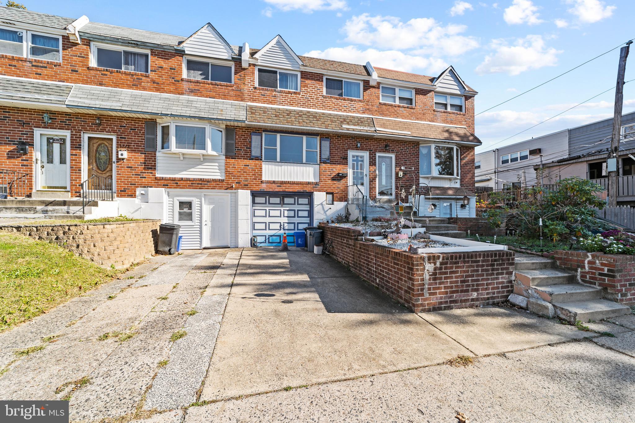 3725 Academy Road Philadelphia, PA 19154 - Photo 2 of 25 Gallery Image 2