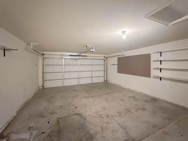 a view of a garage