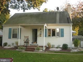 43 Collins Road Hamilton, NJ 08619 - Photo 1 of 5