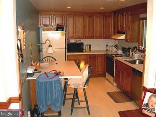 43 Collins Road Hamilton, NJ 08619 - Photo 2 of 5