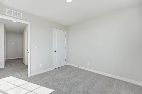 $374,734 | 27014 East Dogwood Lane, Lee's Summit, MO 64086