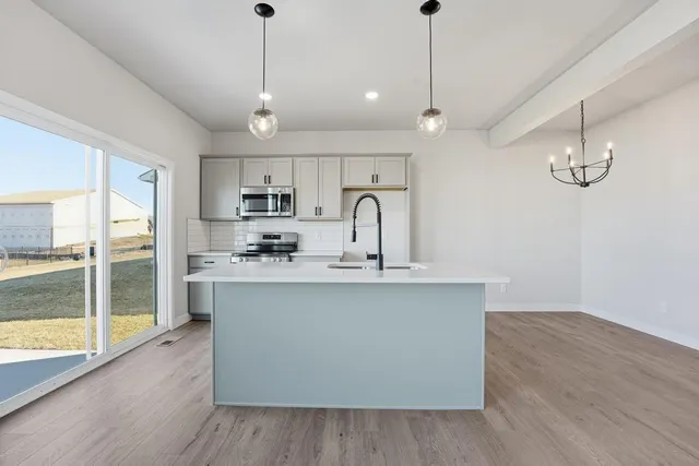 $374,734 | 27014 East Dogwood Lane, Lee's Summit, MO 64086