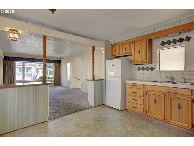 $87,400 | 15509 Southeast Mill Plain Boulevard, Vancouver, WA 98684