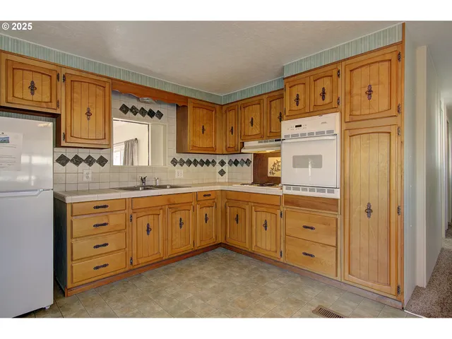 $87,400 | 15509 Southeast Mill Plain Boulevard, Vancouver, WA 98684