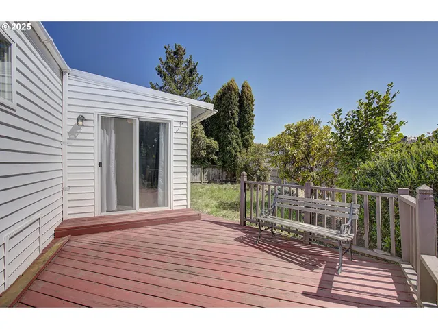 $87,400 | 15509 Southeast Mill Plain Boulevard, Vancouver, WA 98684