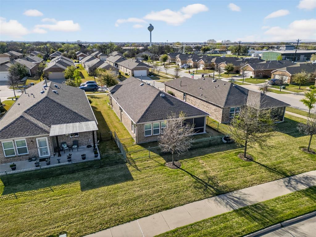 8978 Shore Crest Road Frisco, TX 75036 - Photo 31 of 40 a view of a house with pool and ocean view